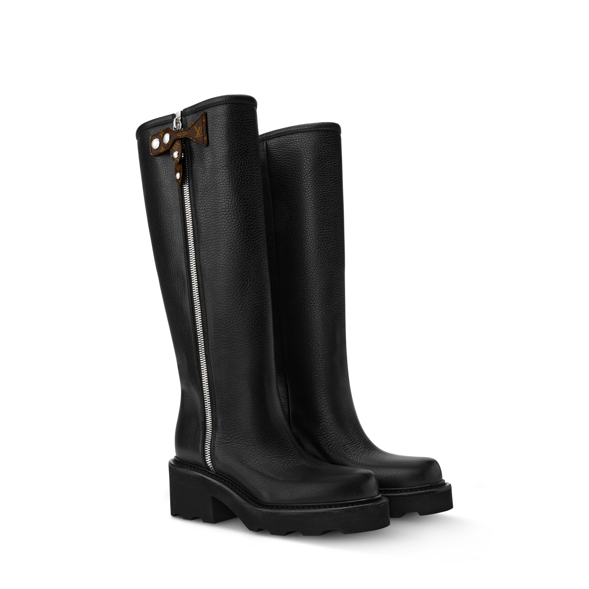 【美品】ルイヴィトン　LVロゴ　パンプス　ダークブラウン　スタッズ　23.5 美品】ルイヴィトンLVロゴパンプスダークブラウンスタッズ23.5